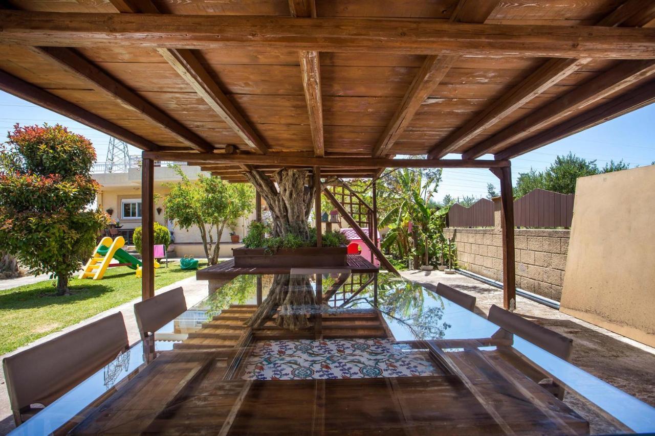 Laylande House Vila Theológos